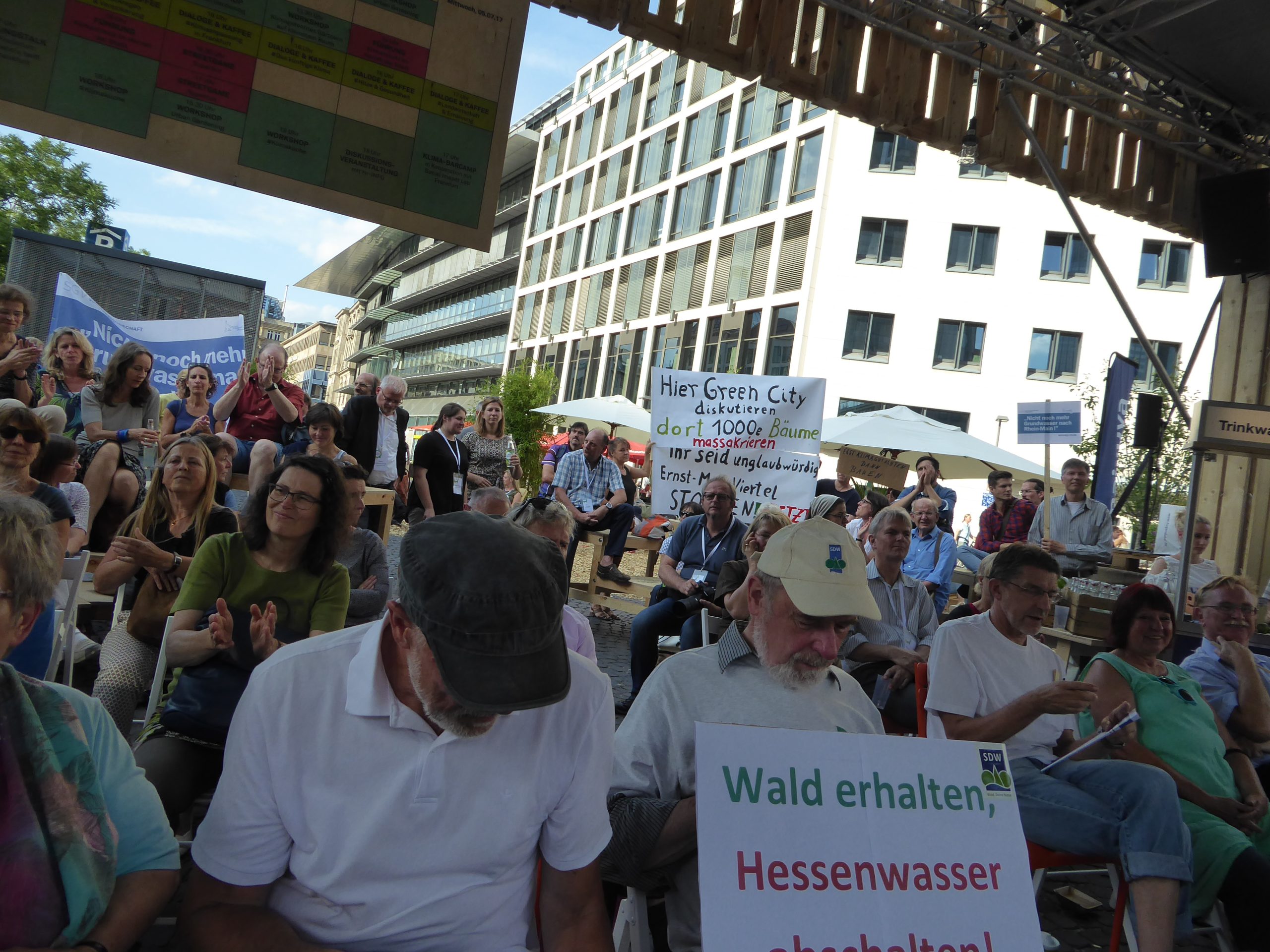 O. Wack (SGV) und Uwe Zaschel (NaturFreunde Lauterbach)